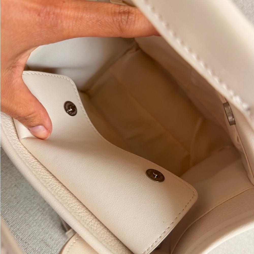 Steve Madden Women's Bwebber E Satchel & Crossbody Bag - Picture 3 of 3